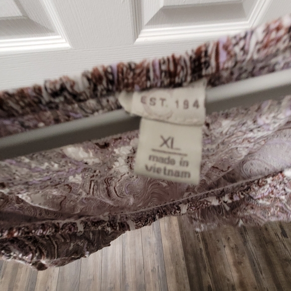 Paisley Top - Picture 3 of 3